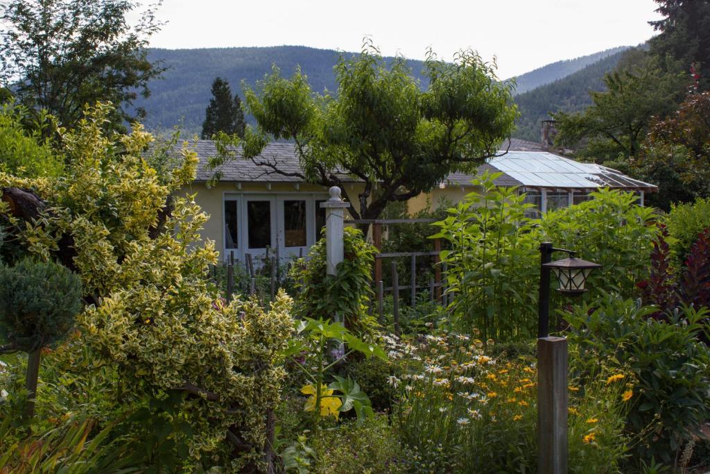 Genelle House B&B Guest House Εξωτερικό φωτογραφία