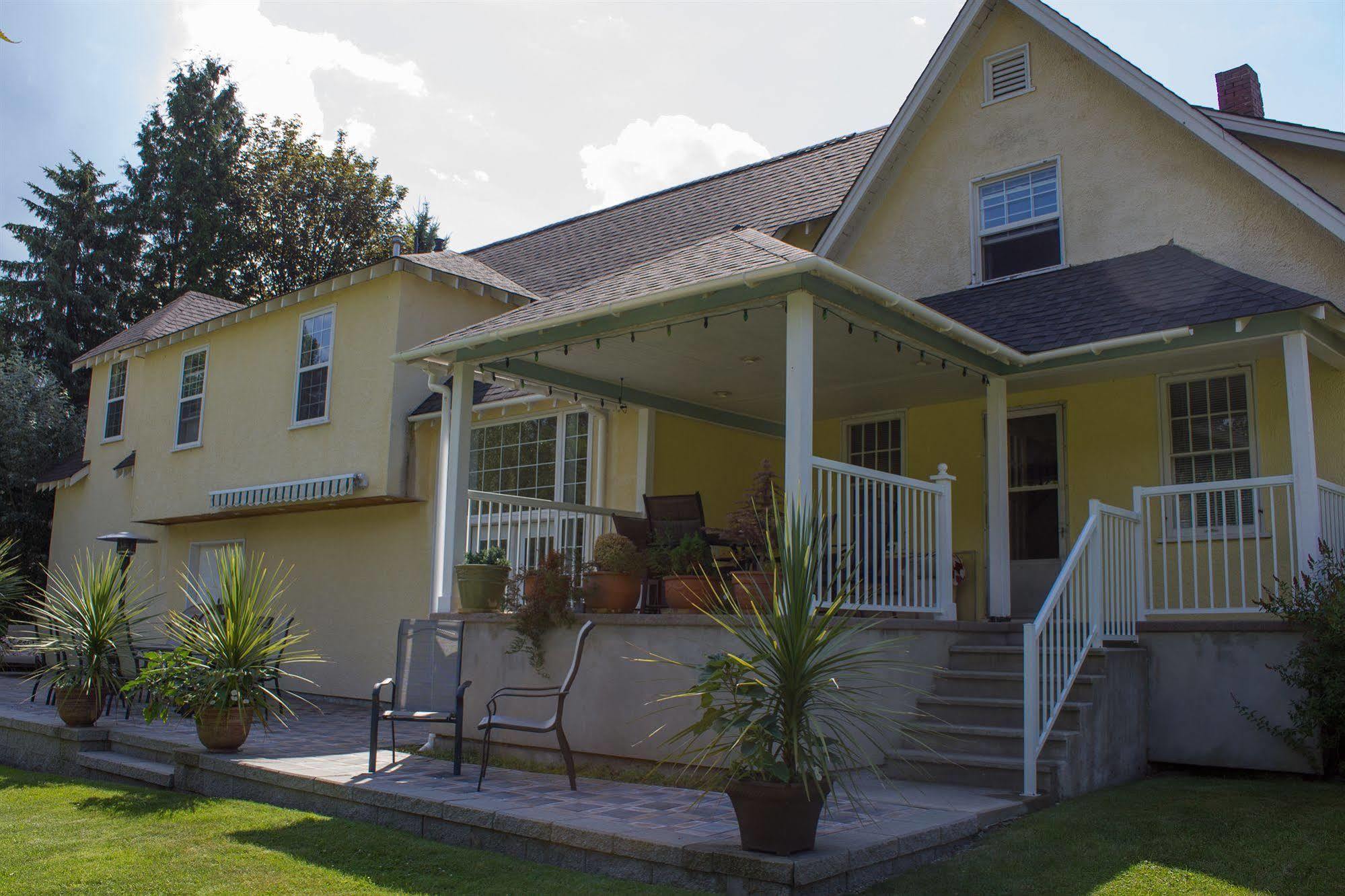 Genelle House B&B Guest House Εξωτερικό φωτογραφία