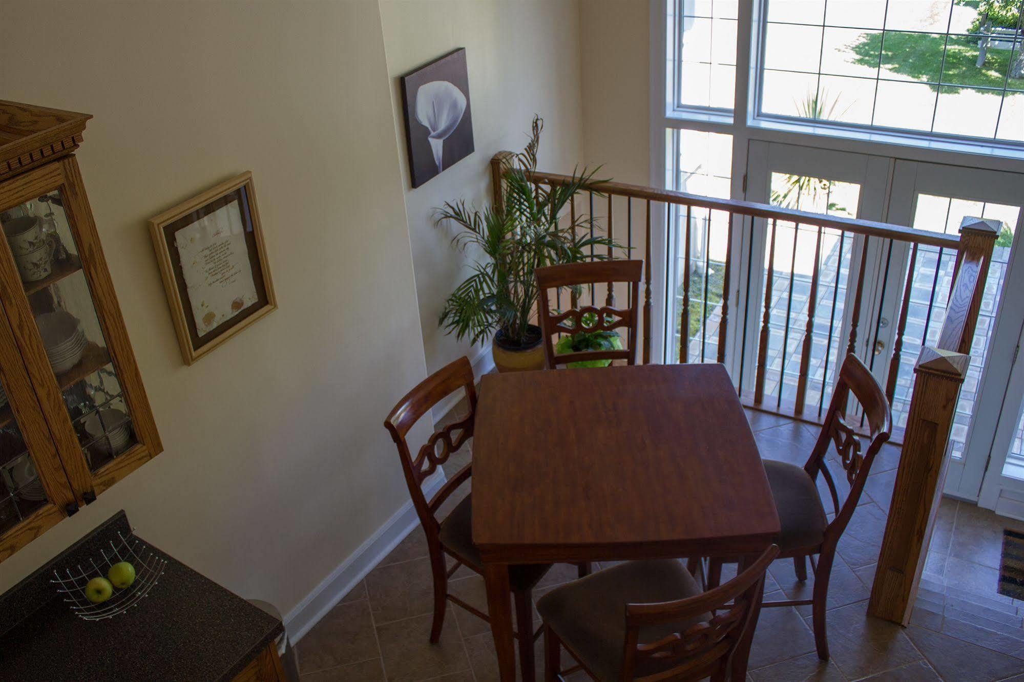 Genelle House B&B Guest House Εξωτερικό φωτογραφία